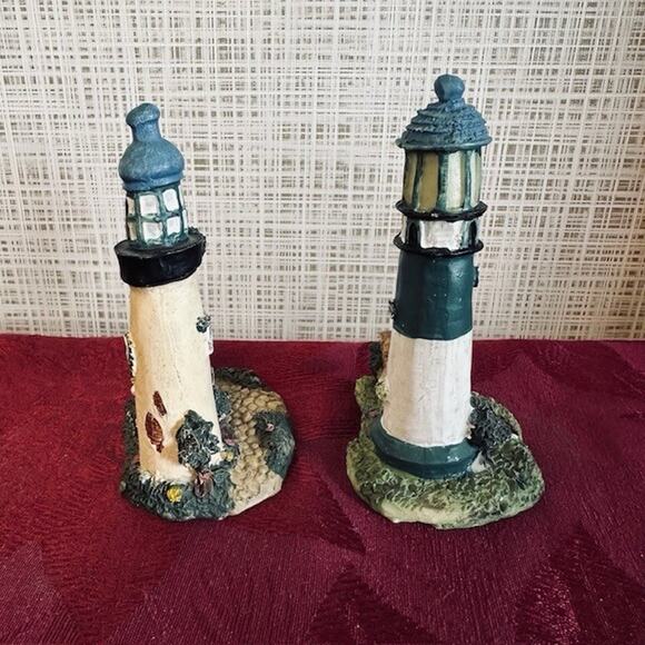 Lighthouse Ceramic Figurines Set of 2 Hand painted Decor Costal Core Nautical - Picture 2 of 15